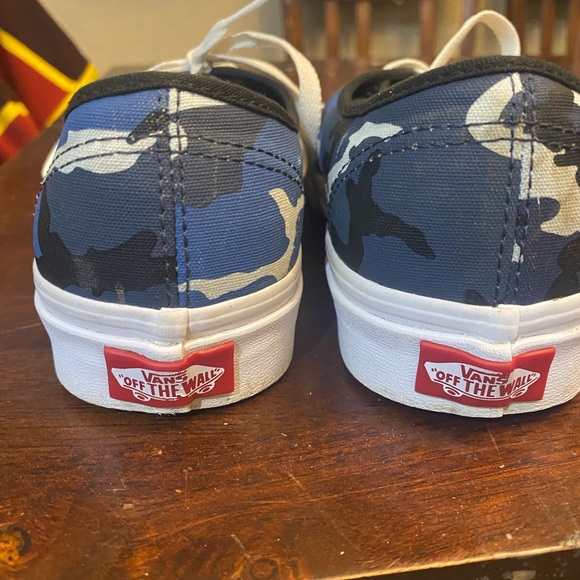 Authentic Vans - Picture 4 of 10